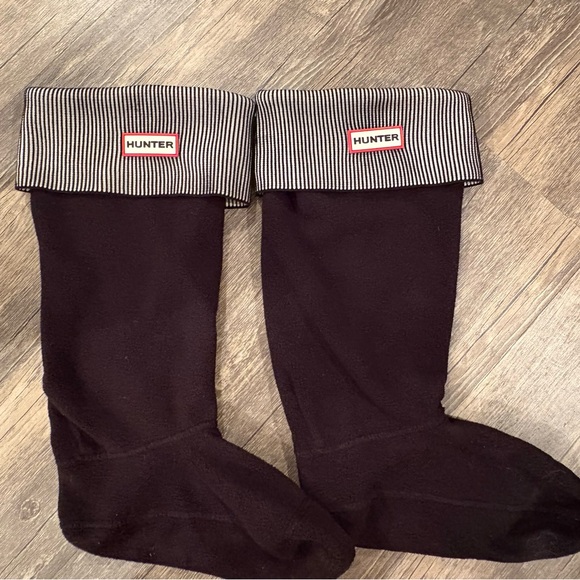 Hunter Original Tall Black Rain Boots + Hunter Boot Socks | Size US 7 / EU 38 - Picture 4 of 10